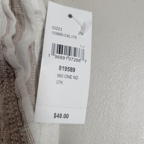 Per Se NWT Living In Lonen Shorts. - Picture 3 of 8